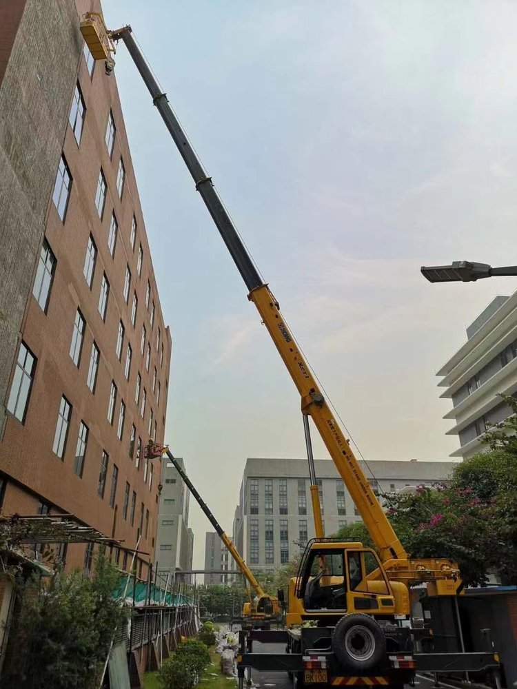 芙蓉桥梁施工必备！大吨位吊车出租选型经验分享