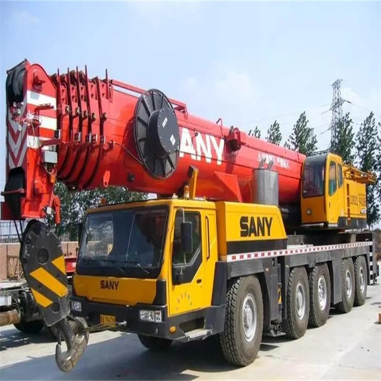 芙蓉附近工地哪里有吊车出租|应急吊装服务|24小时灵活调度