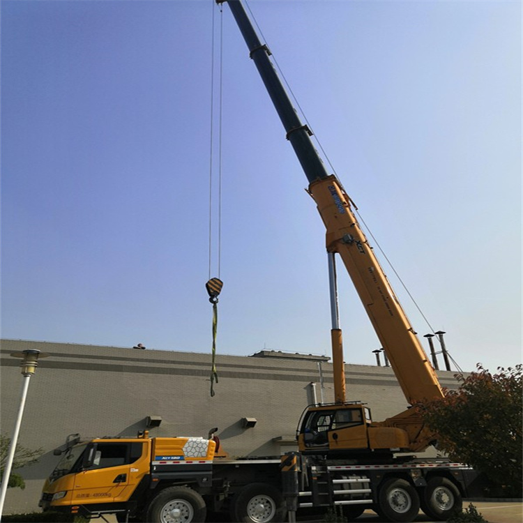 芙蓉 选择汽车吊租赁的秘诀与联系方式指南