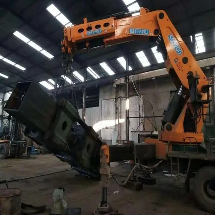 芙蓉200吨折臂吊出租