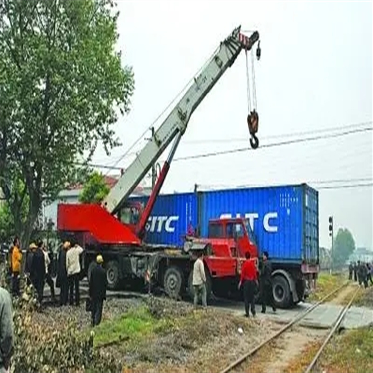 芙蓉如何快速找到附近的吊车救援公司